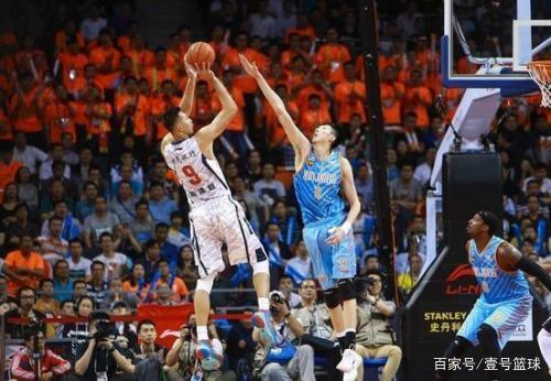 在关键比赛 在关键比赛