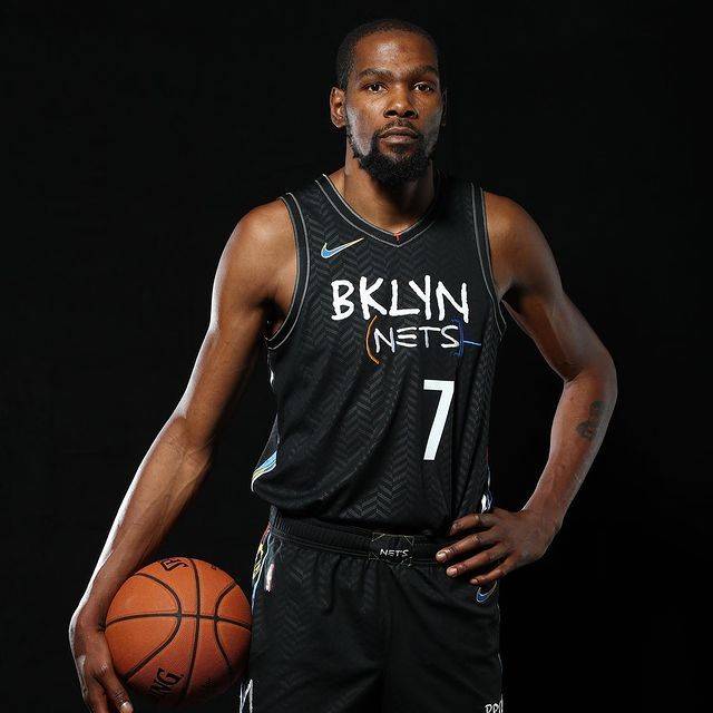 凡表现成为 凡表现成为