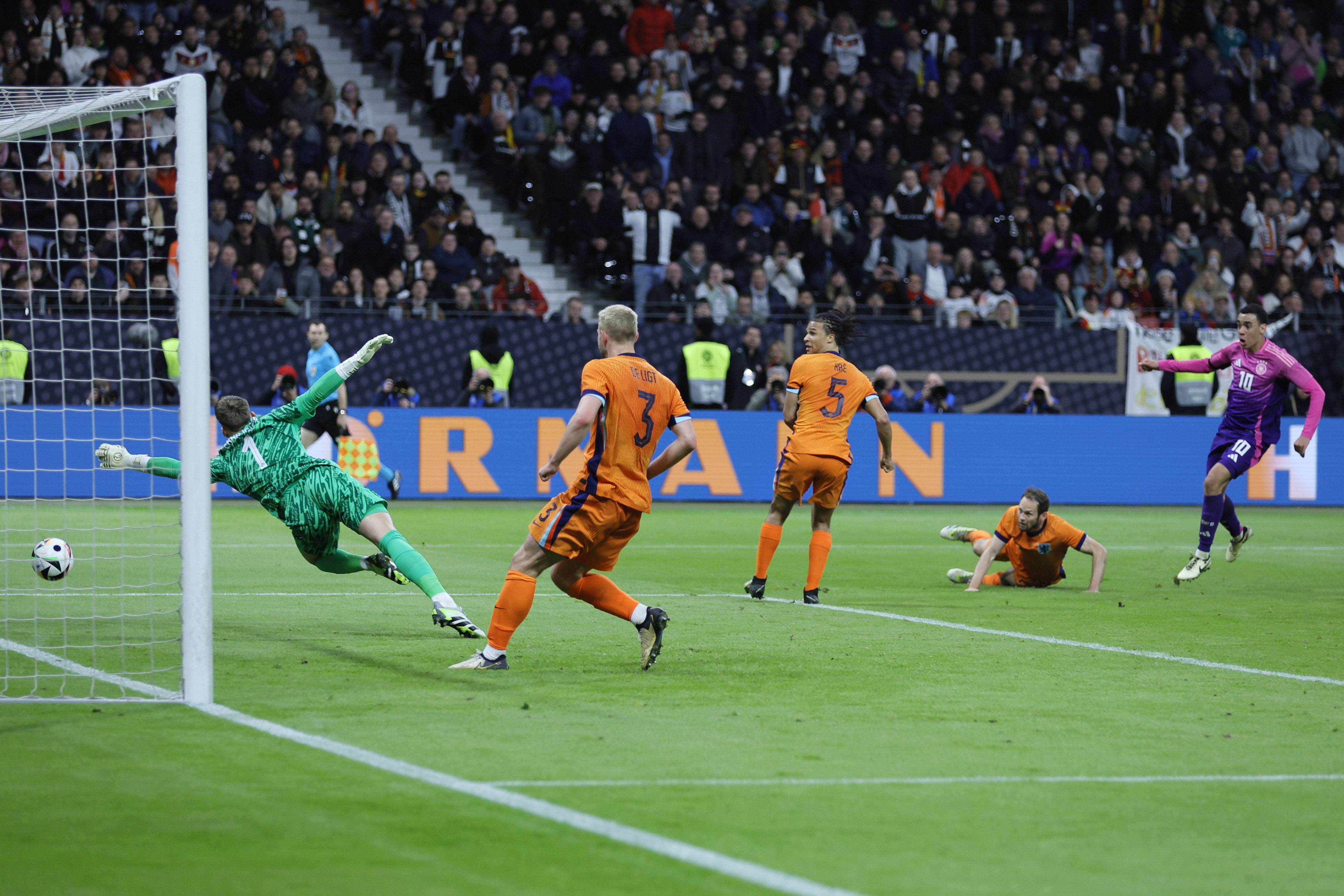 不仅打破了 不仅打破了