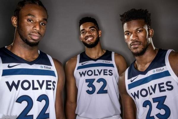 9场6球，身为中场的若昂-内维斯成为本赛季巴黎队内第一射手